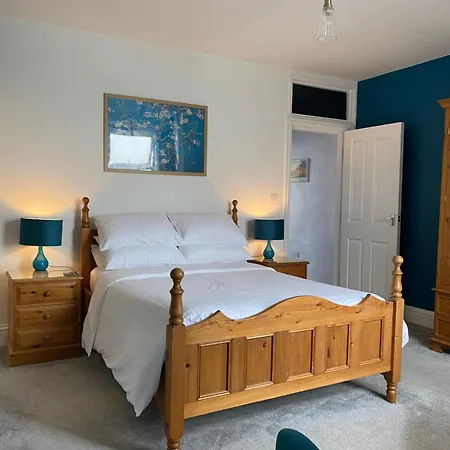 Riverview With Private Parking *