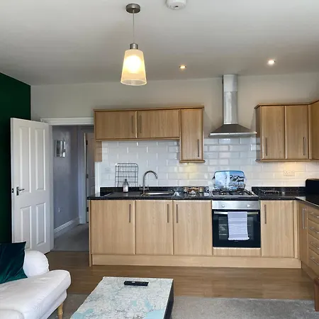 Riverview With Private Parking Appartement